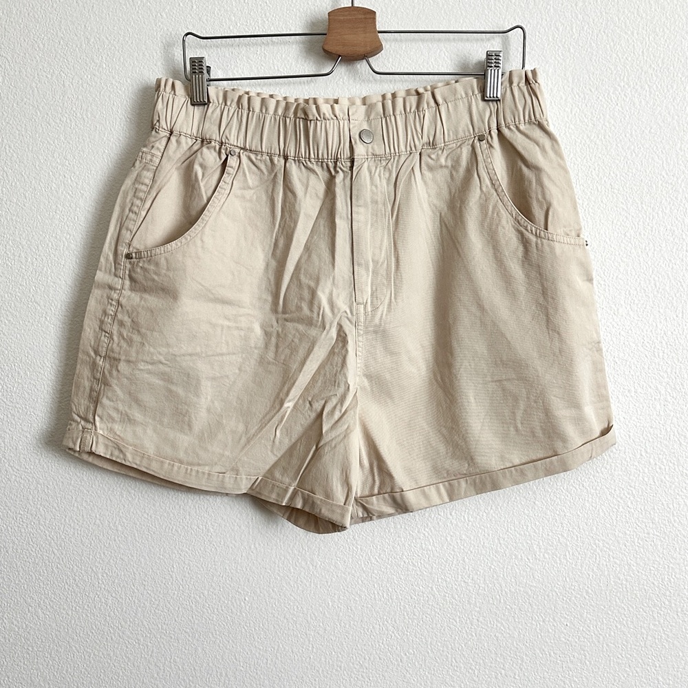 Blank NYC Light Khaki High-Waist Cuffed Cotton Shorts Size 31